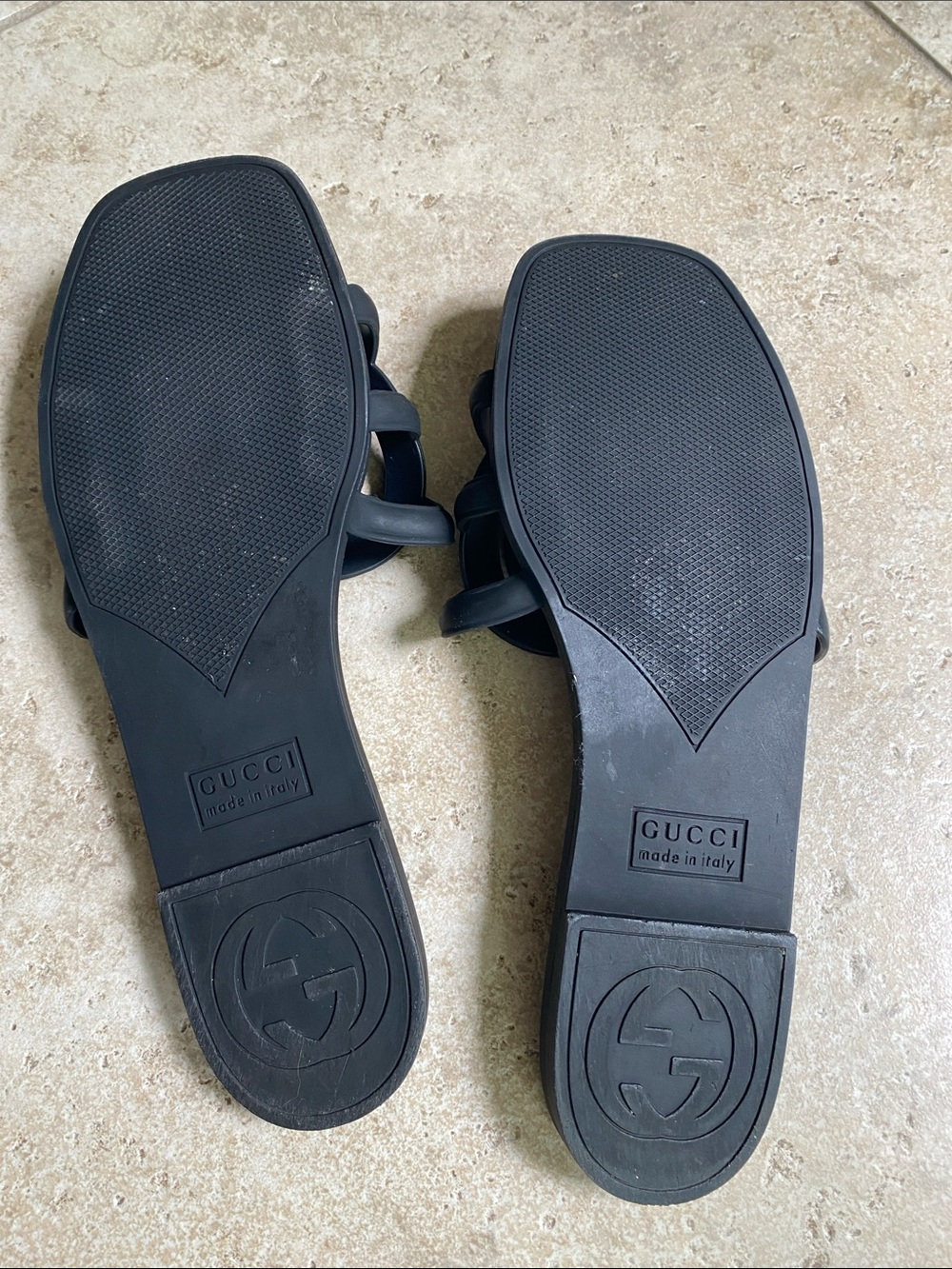 Gucci Matte Black GG Rubber Slide Sandals - Picture 11 of 16